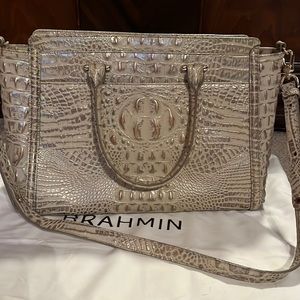 Light golden glow Brahmin Handbag. Excellent condition. Used only a few times.